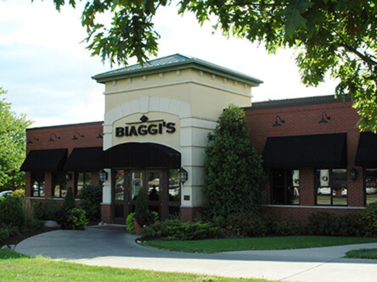 Biaggi's restaurant store