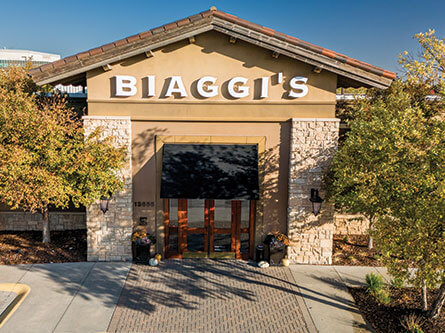 Exterior Image of Biaggi's Italian Restaurant in Omaha, NE 68154